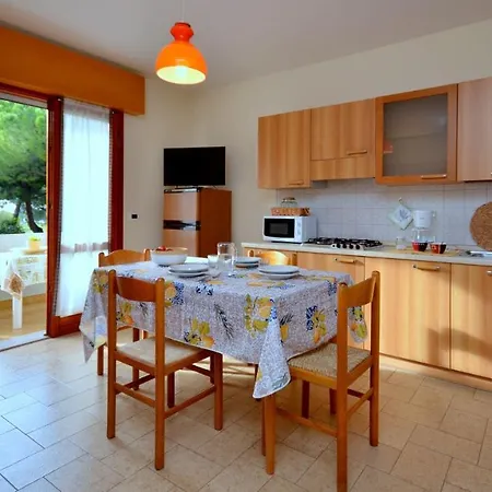 Lucia Apartment *