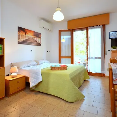 Lucia Apartment *